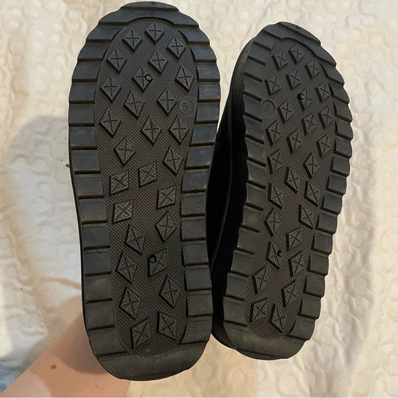 NWOT American EXchange Black Suede Booties Ankle Boots Women’s 5 - Picture 7 of 7